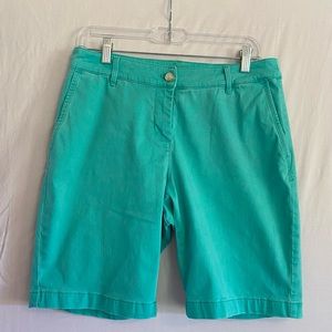 TOMMY BAHAMA- NWT- cotton Bermuda shorts. Size 8. Retail $84.50